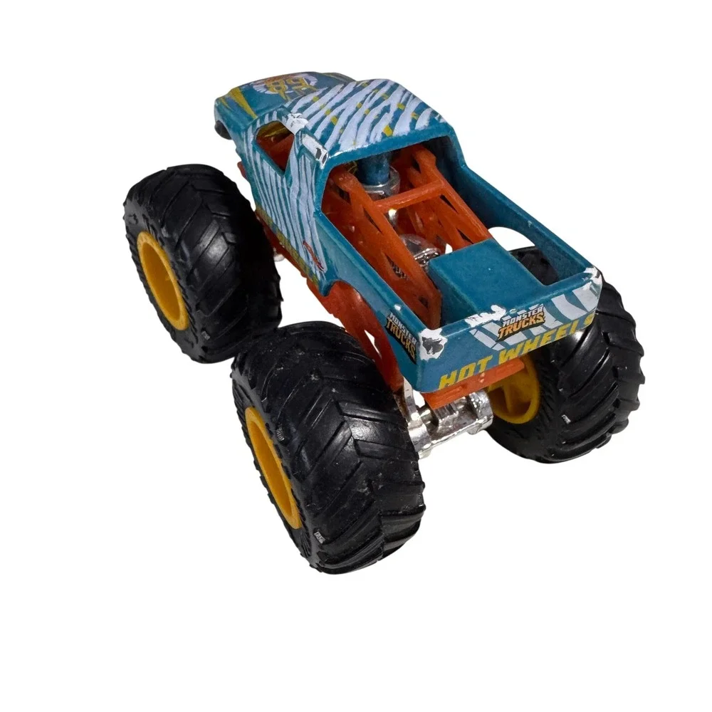 Hot Wheels Monster Truck Color Shifters 68 Teal Zebra Stripe Diecast 1:64 Scale - Picture 3 of 3